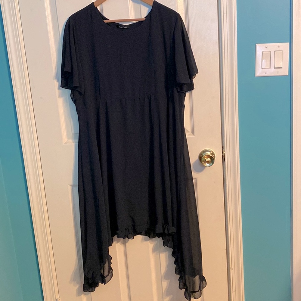 Boohoo Curved Ruffle Hem Flutter Sleeve Dress